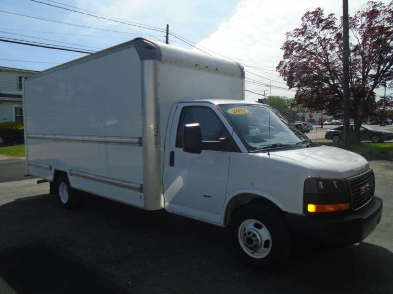 gmc savana cutaway 2021 7GZ37TC71MN010003 image gmc savana cutaway 2021 7GZ37TC71MN010003 image